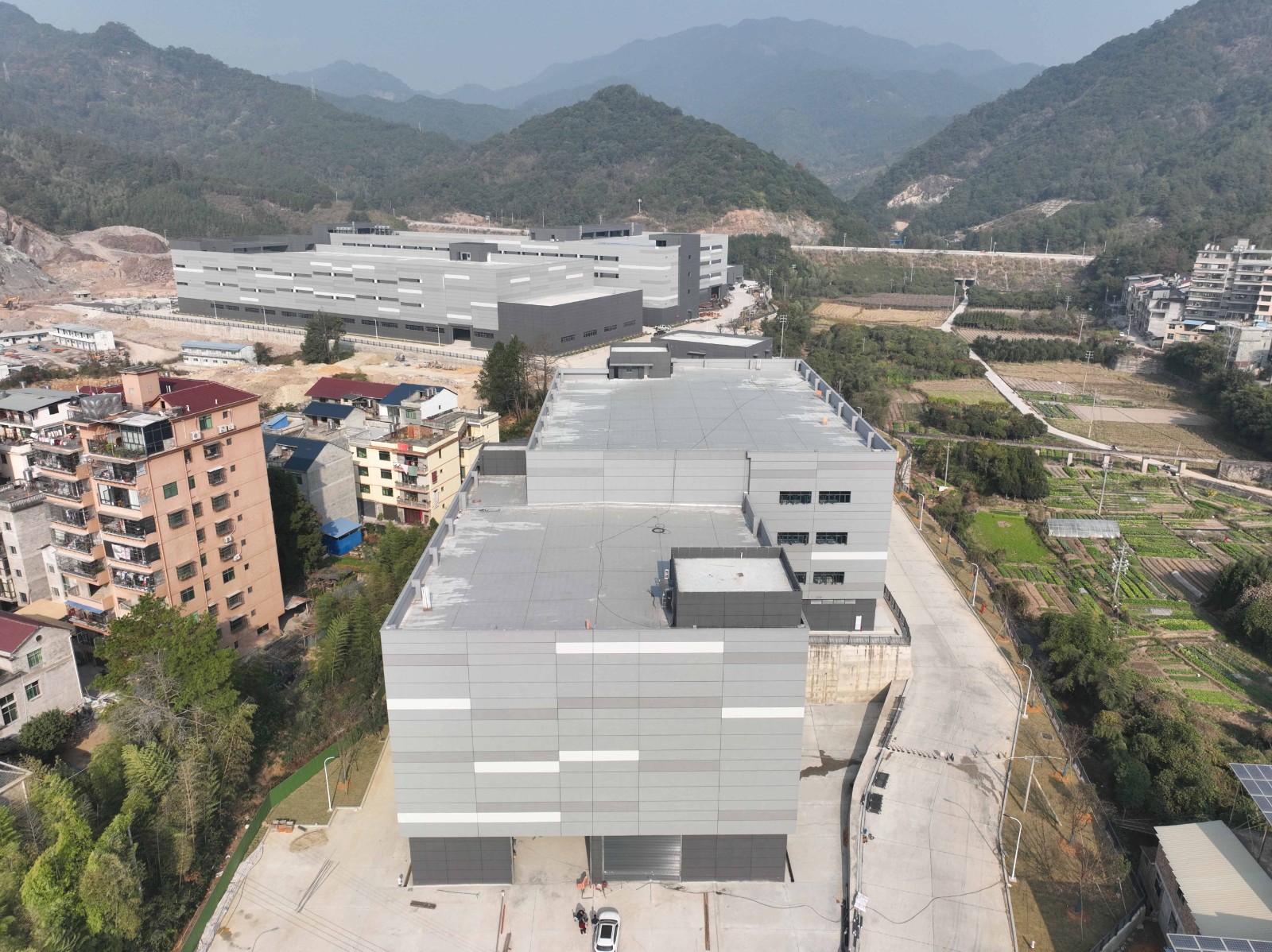 福建松溪經濟開發(fā)區(qū)東園新型紡織專業(yè)園標準化廠房項目一期已完工，準備驗收