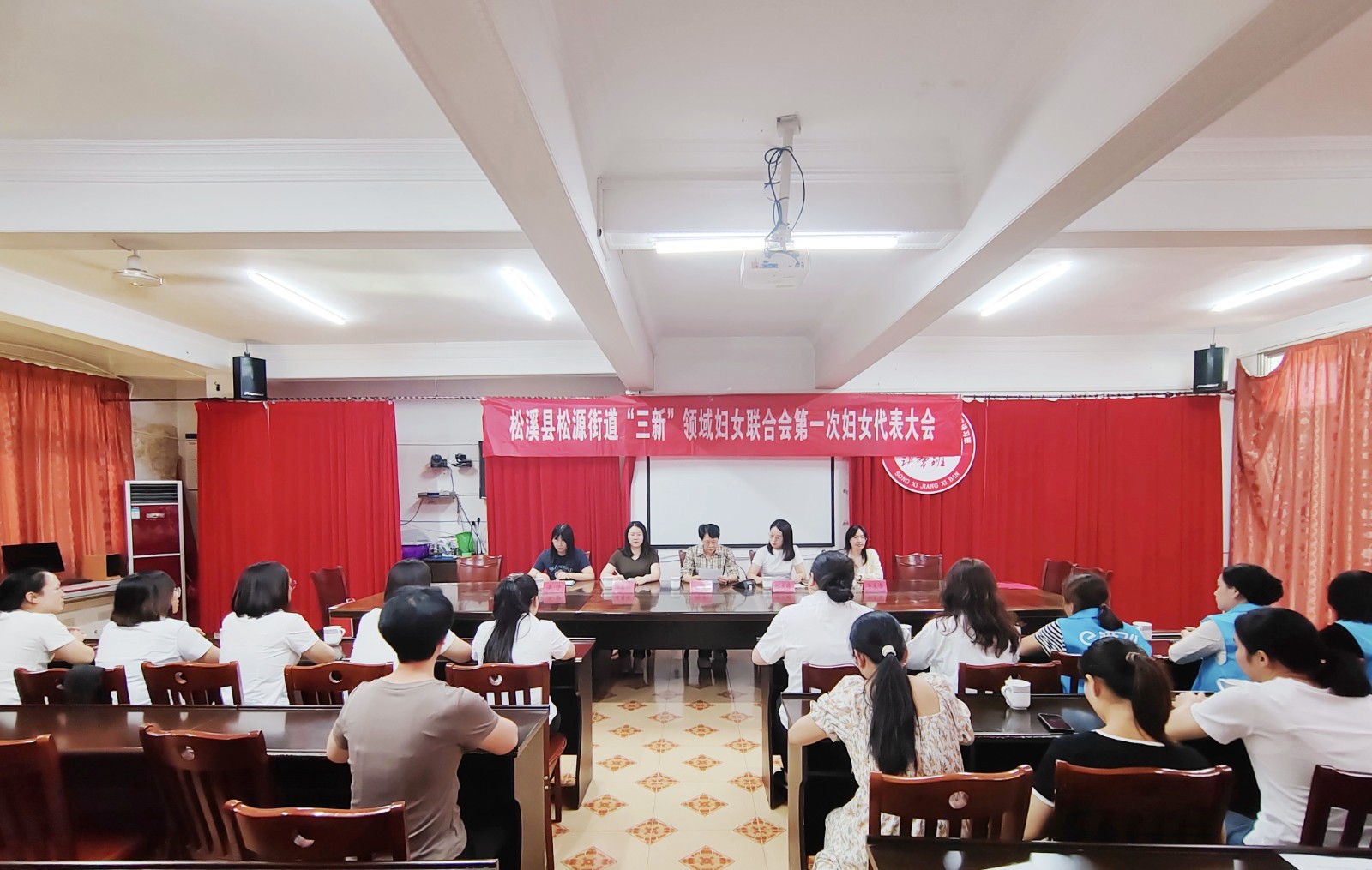 松源街道“三新”領域企業(yè)婦女聯(lián)合會、易順建工集團有限公司婦聯(lián)小組正式成立