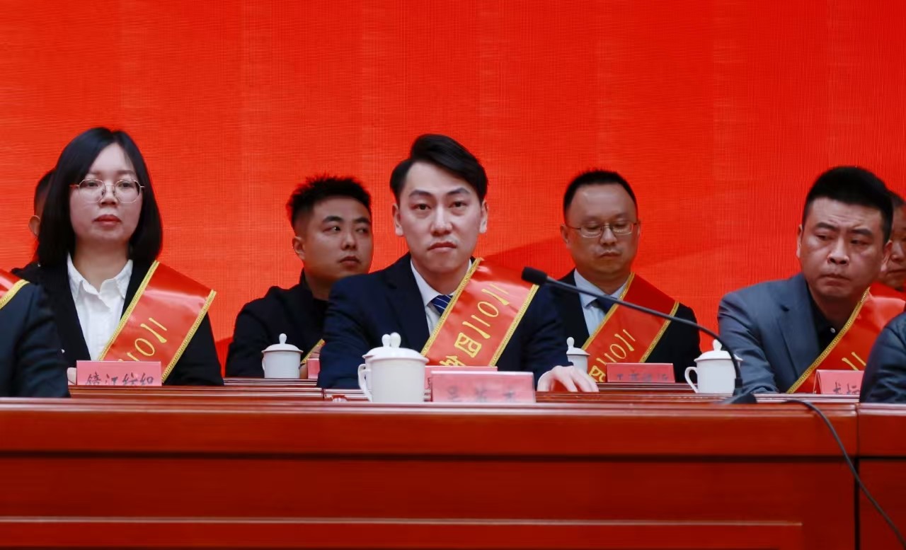 喜報(bào)！易順建工集團(tuán)榮獲“松溪縣2024年度納稅貢獻(xiàn)企業(yè)”稱號(hào)